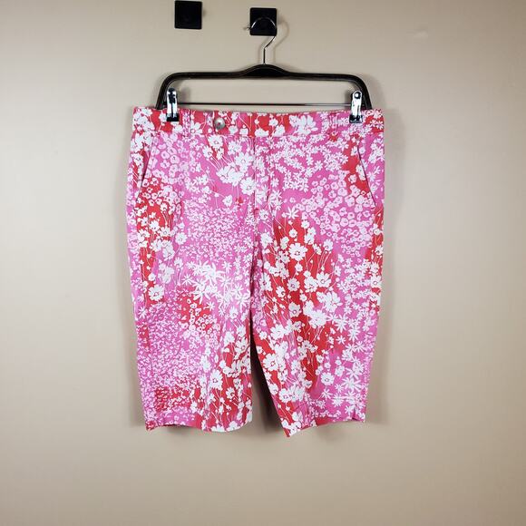 Vintage Pants - Vintage Bandolino Pink Floral Bermuda Shorts Size 12P